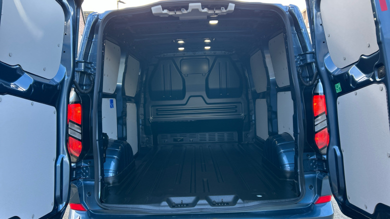 Ford Transit Custom 280 L1 Diesel Fwd 2.0 EcoBlue 136ps H1 Van Limited